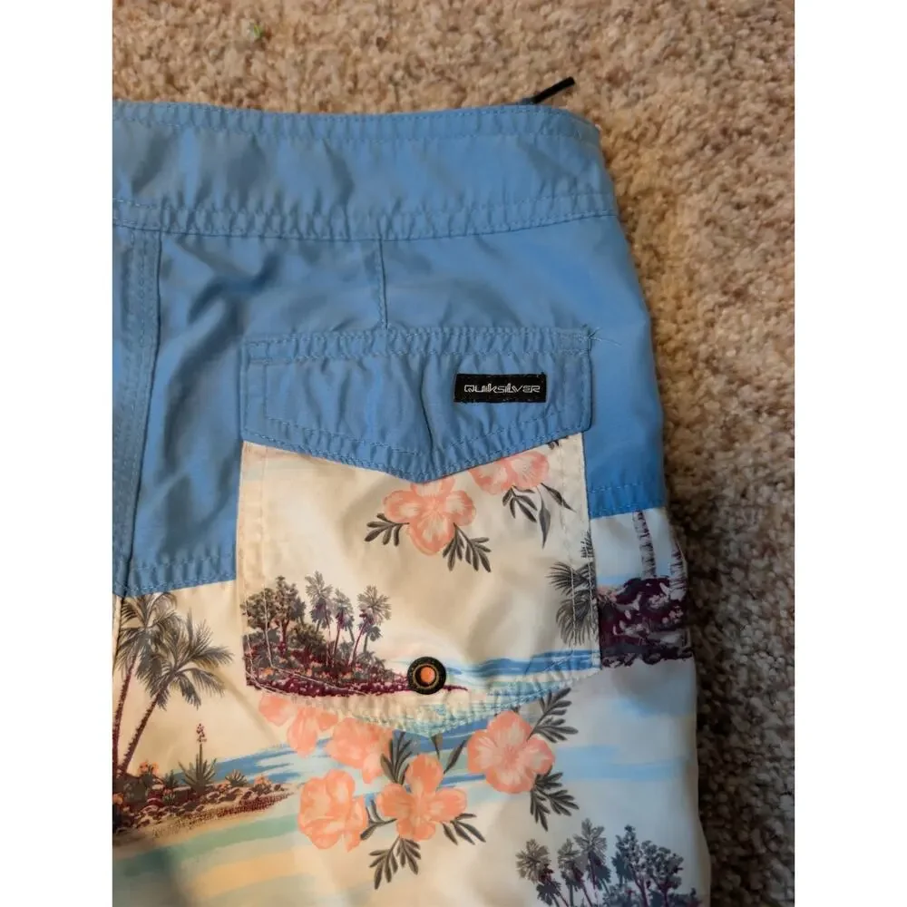 Quiksilver highline Boys swim trunks/board shorts, size 25 (10); Blue & Green
